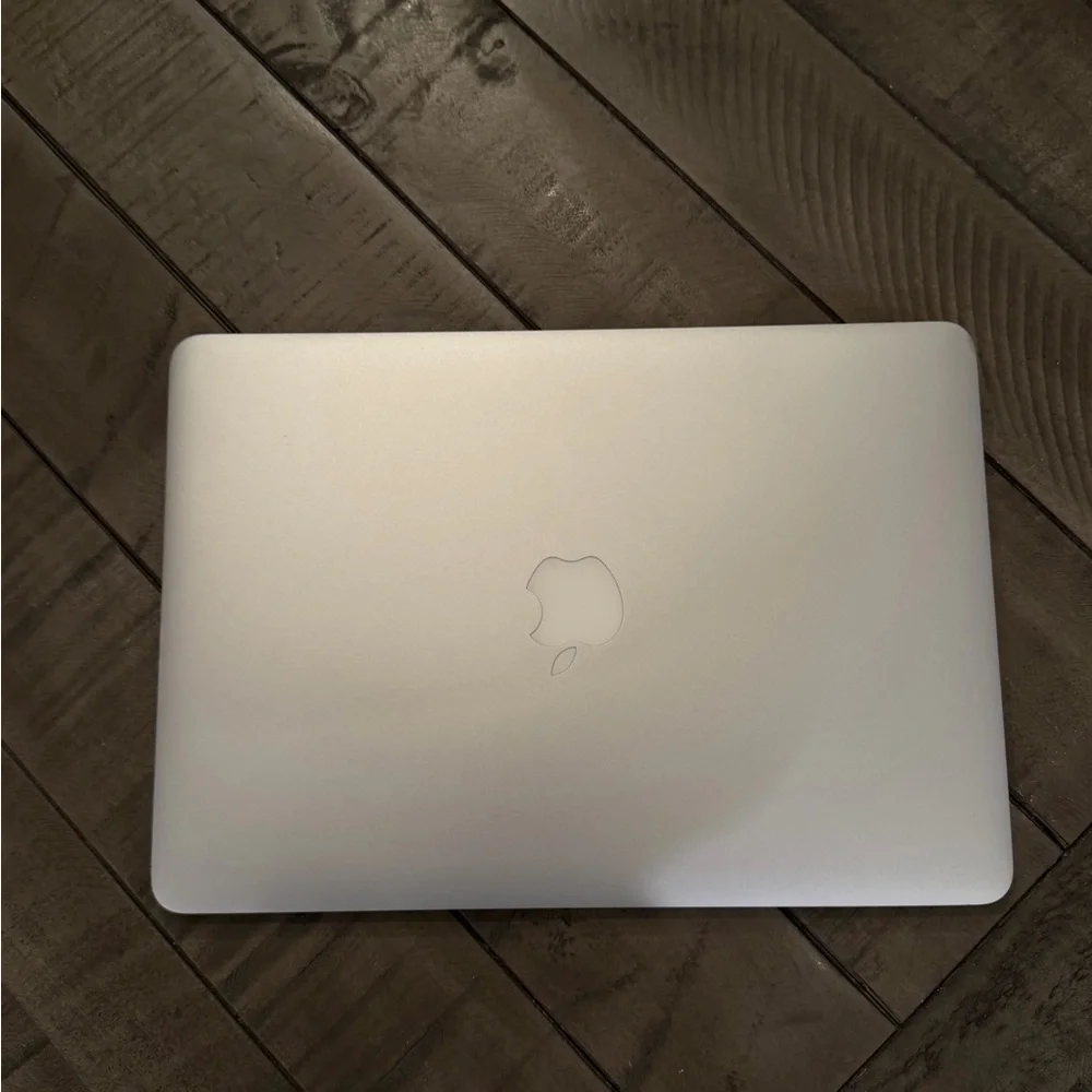 Apple 2017 macbook